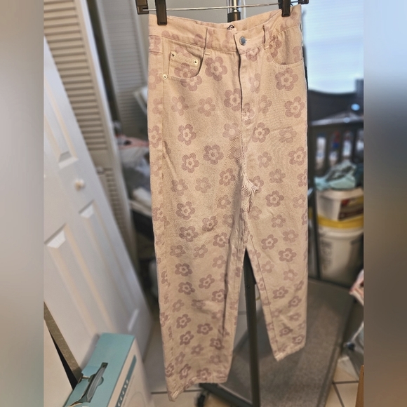 High-waisted jeans - Picture 8 of 8